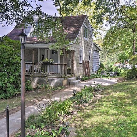 Enchanting Family House With Balcony Less Than 3 Mi To Wvu! Morgantown Dış mekan fotoğraf