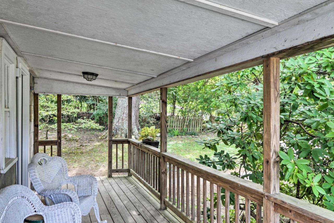 Enchanting Family House With Balcony Less Than 3 Mi To Wvu! Morgantown Dış mekan fotoğraf