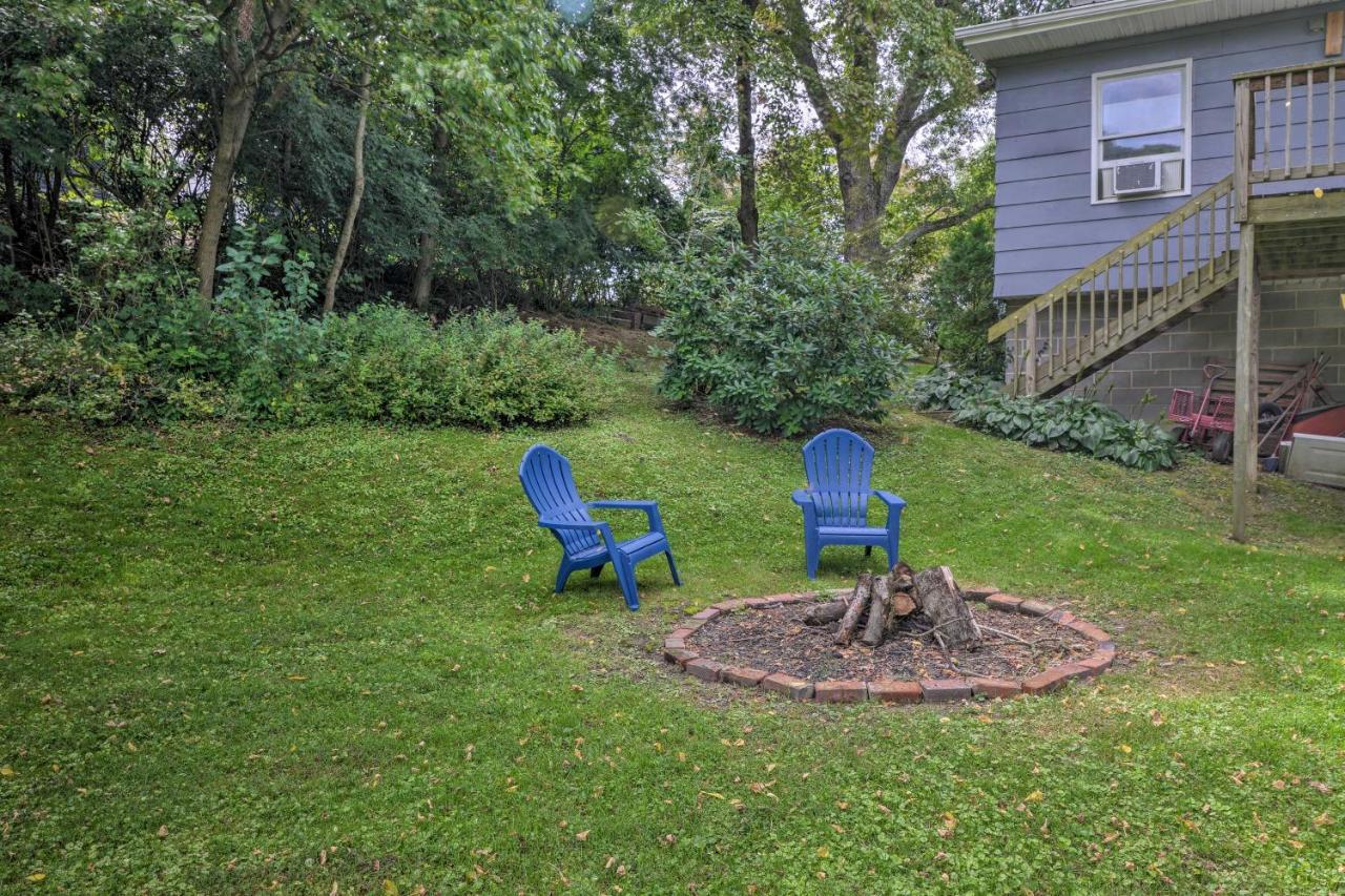 Enchanting Family House With Balcony Less Than 3 Mi To Wvu! Morgantown Dış mekan fotoğraf
